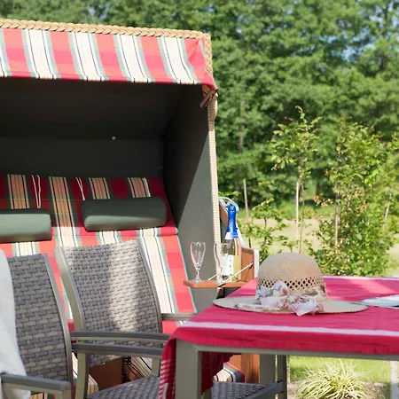 Ferienhaus Vermeer Altenkirchen (Mecklenburg-Vorpommern)