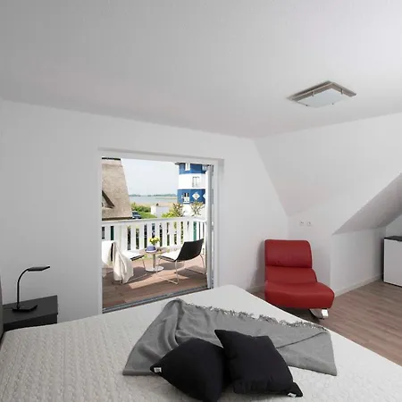 Vermeer Ferienhaus Altenkirchen (Mecklenburg-Vorpommern)